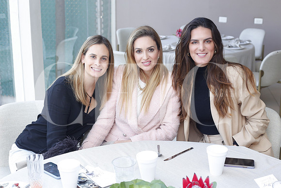 Fer Velasco, Dany Corona y Dolores Riddle 2