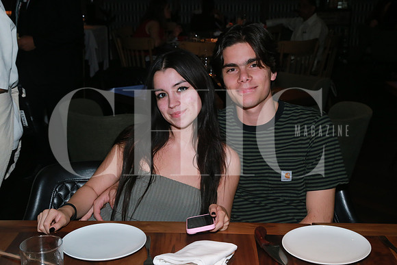 (Rest. Cuerno) Grecia Paola Cepeda y Pablo Ochoa