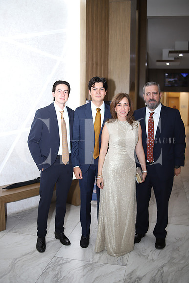 José Angel González,José Adrián González, Mariana Garza de González y José González 1