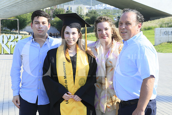 David Leal, María Leal , Adriana de Leal y David Leal (2)