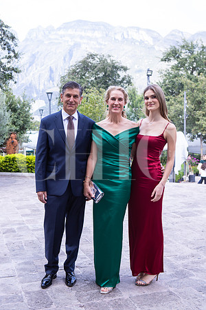 Gonzalo Treviño Sada, Leticia Morales de Treviño y María Treviño Morales1