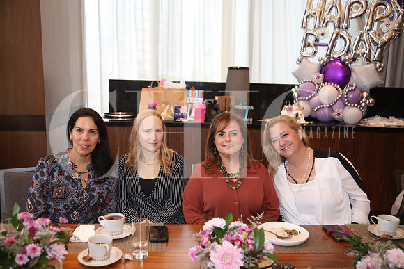 Rocio Flores, Katia Medina, Claudia González de Romero y Ana Tere Suárez