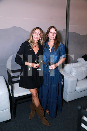 Susana Altamirano y Alejandra Hinojosa (2)