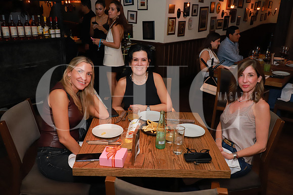 Erika Martínez, LAura Treviño y Catalina Sauvignon 2