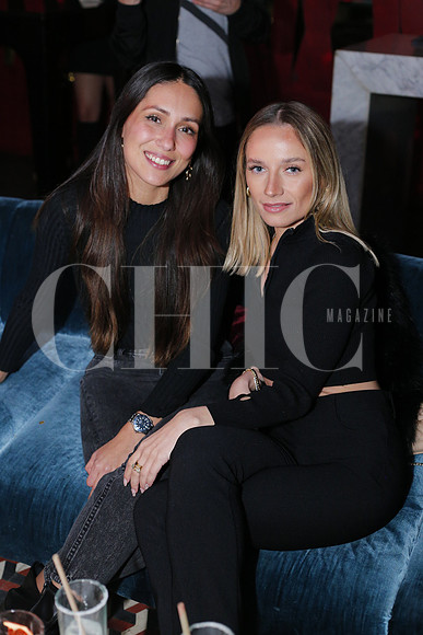 Romina Robles y Karen Garza Fuentes 3