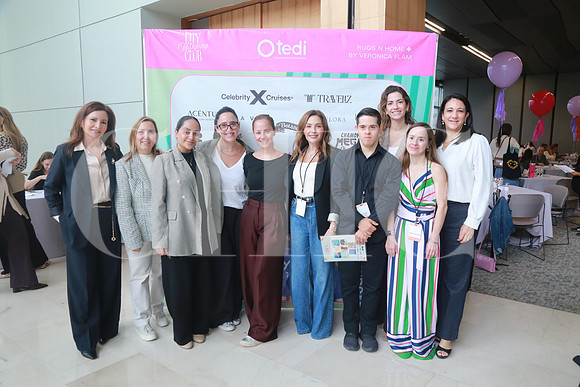 Cordelia Elizondo de Prestamo, Fernanda Treviño, Sandra Mejia, Ana Montemayor, Harriet Guajardo , Cynthia Villarreal, Juan Pablo Herrera, Gabriela Segovia, Mariana González y Alicia Sánchez (2)