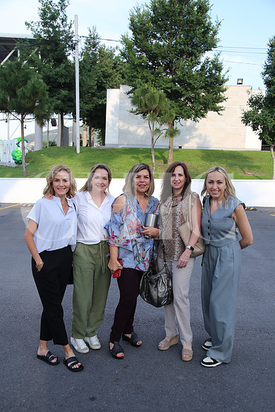 Angelica Garza, Bárbara Miguel, Socorro Garza, Lupita Sada y Susette Assad