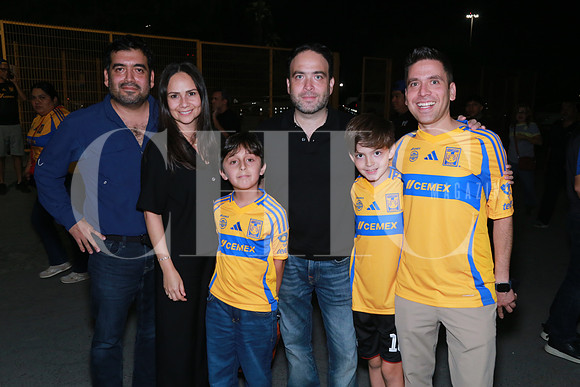 Fernando Peña, Samantha Cruz, Germán Hernández, Juan Pablo Peña, Joaquin Peña y Sergio Peña