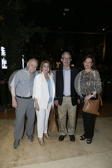 Julio Valdés, Rosy Valdés, Víctor Dusolier y María Dolores Martínez (2)
