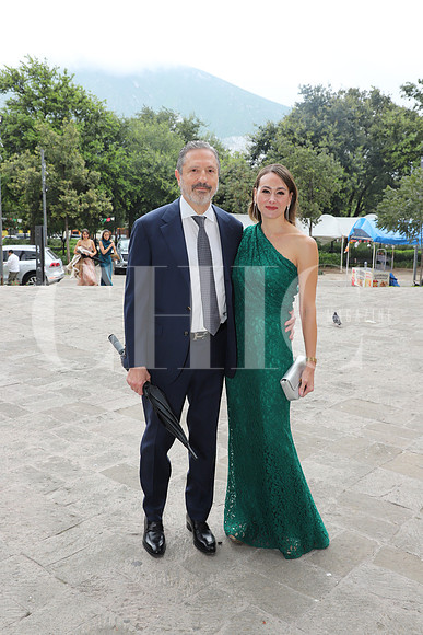 Roger Morales y Luz Maria Acuña 1