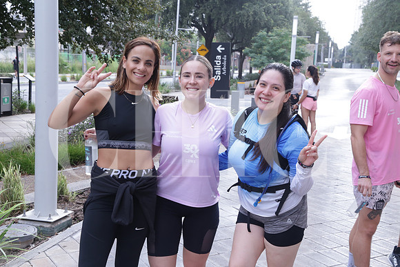 Liliana Hernández, Roberta de León y Dolores Rodríguez 0