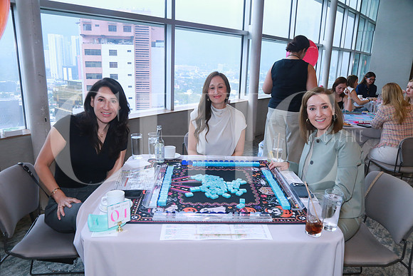 Malú Ceballos, Gladys Reyes y Patricia de Marroquin