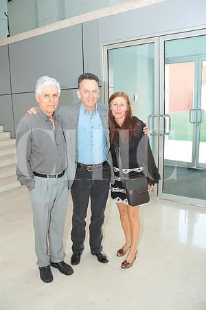 Jesús Pérez, José Martínez y Tatiana Clouthier de Martínez