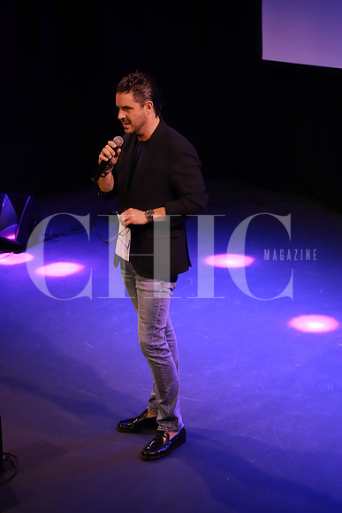 UPFRONT 14