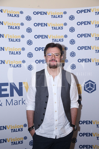 Aleks Syntek1