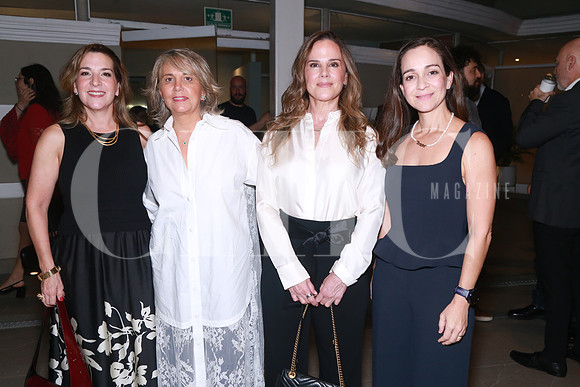 Cecilia Bautón de Melo, Rebeca Garza, Celina Garza y Valeria Guerra
