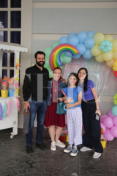 Rogelio Segovaia, Ginnie de Segovia, Sofia Segovia y Cecila Segovia