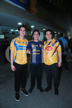 Adnrés Sánchez, Rodrigo Flores y Emilio Flores (2)