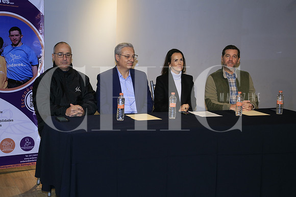 Artutro Martínez, Eduardo Mahuad, Sofia Isaguirre de García y Federico Santos