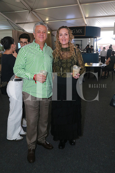 Agustin Suárez y Cristy Barker