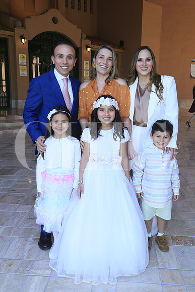 Juan Antonio Lamadrid, Lety Vidauri, Norma Villarreal, Sofia Lamadrid Regina Lamadrid y Emilio Lamadrid (2)