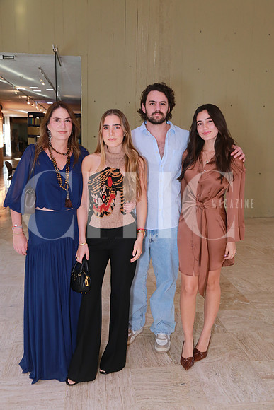 Alejandra Hinojosa, Florencia Hinojosa, Sergio Hinojosa y Melissa Govela (3)