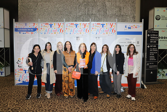 Consuelo Bañuelos, Lorenia Canavati, Lorena Zorrilla, Yolanda Cepeda, Liliana Melo de Sada, Rosa María González, Natali Martinez, Maciel García y Gaby Cantú1