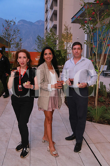 Cecilia Gutíerrez, Silvia Rodríguez y Raúl Salas (2)