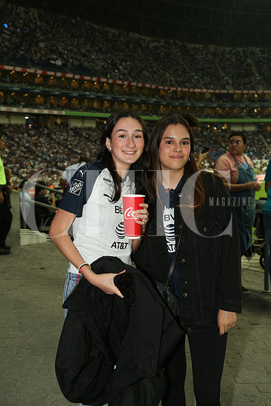 Belen Elizondo y Regina Garza 1