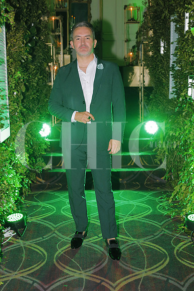 Luis W Guajardo 9