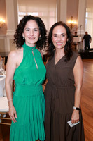 Adelina De Cresenzo y Mónica martínez de Guzmán