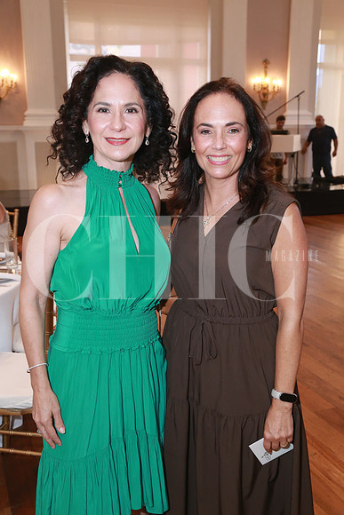 Adelina De Cresenzo y Mónica martínez de Guzmán