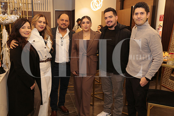 Flor Manzanares, Maria de Jesus Cervantes, Gonzalo Moreno, Mariel Moreno, Kevin Chavarria y Antonio Garcia 1