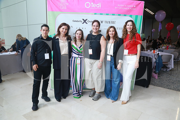 Juan Pablo Herrera, Cordelia Elizondo de Prestamo, Mariana González, Mimi González, Cynthia Villarreal y Silvia González de Belden (2)