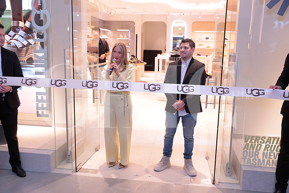 UGG inauguracion Paseo San Pedro 9