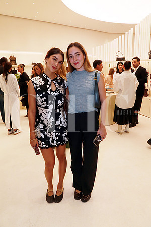 Maru López y Valentina Velasco (2)