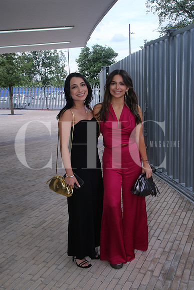Roberta Elizondo y Valeria Amador 1