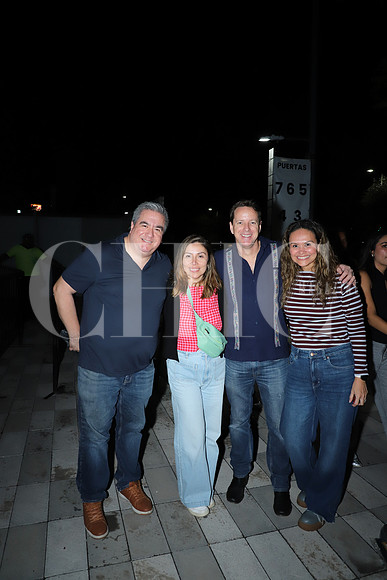 Horacio Bastida, Katia Iracheta, Kevin Bastida y Gabriela González 2
