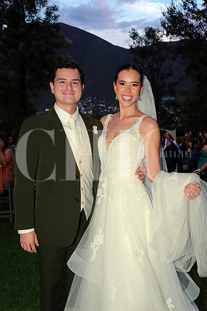 José Adrián Santacruz y Marifer López