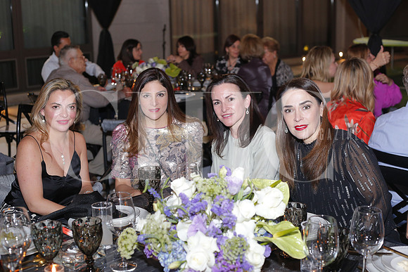 Brenda Aldapo, Erika Ruiz, Lucía Elizondo y Geo Barrera 2