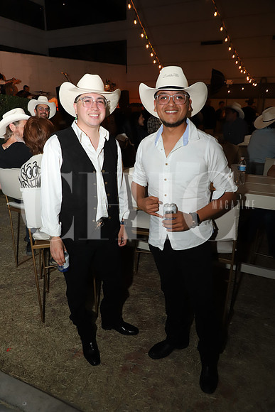 Israel Ramirez y Eliezer Camacho 1