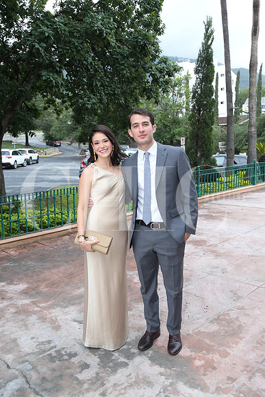 Victoria Derbez y Juan Pablo Ponce 1