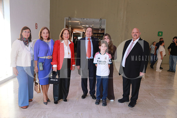Rosa María González, Blanca Melo de Sotomayor, Liliana Melo de Sada, Sergio Gutíerrez Muguerza, Liz Gutíerrez, Joaquin Gutíerrez y Reyes Tamez (3)