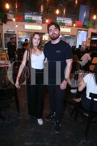 Lorena Navarro y Ari Nuñez (2)