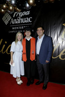 Ana Laura de Martínez, Alejandro Martínez y Felipe Martínez (2)