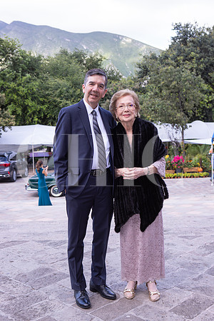 Fernando Cantu y Rosalinda Flores de Maltos1