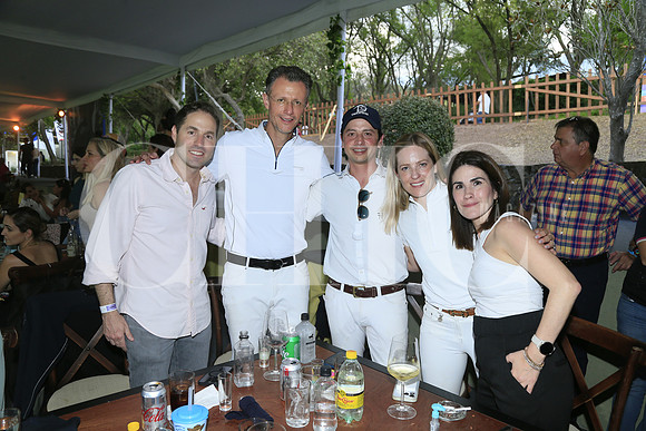 Romulo Garza, Ramon Orendain, Pedro Romo, July de Romo y Monserrat Chapa