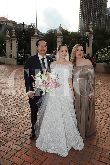 Alvaro Gutiérrez, Ana Karen Gutiérrez y Alicia González 1