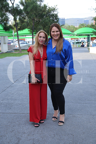 Adriana Koch y Karla Tovar