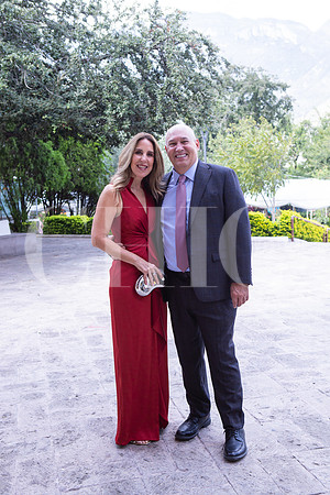Maru Zubiría y Javier de la Garza